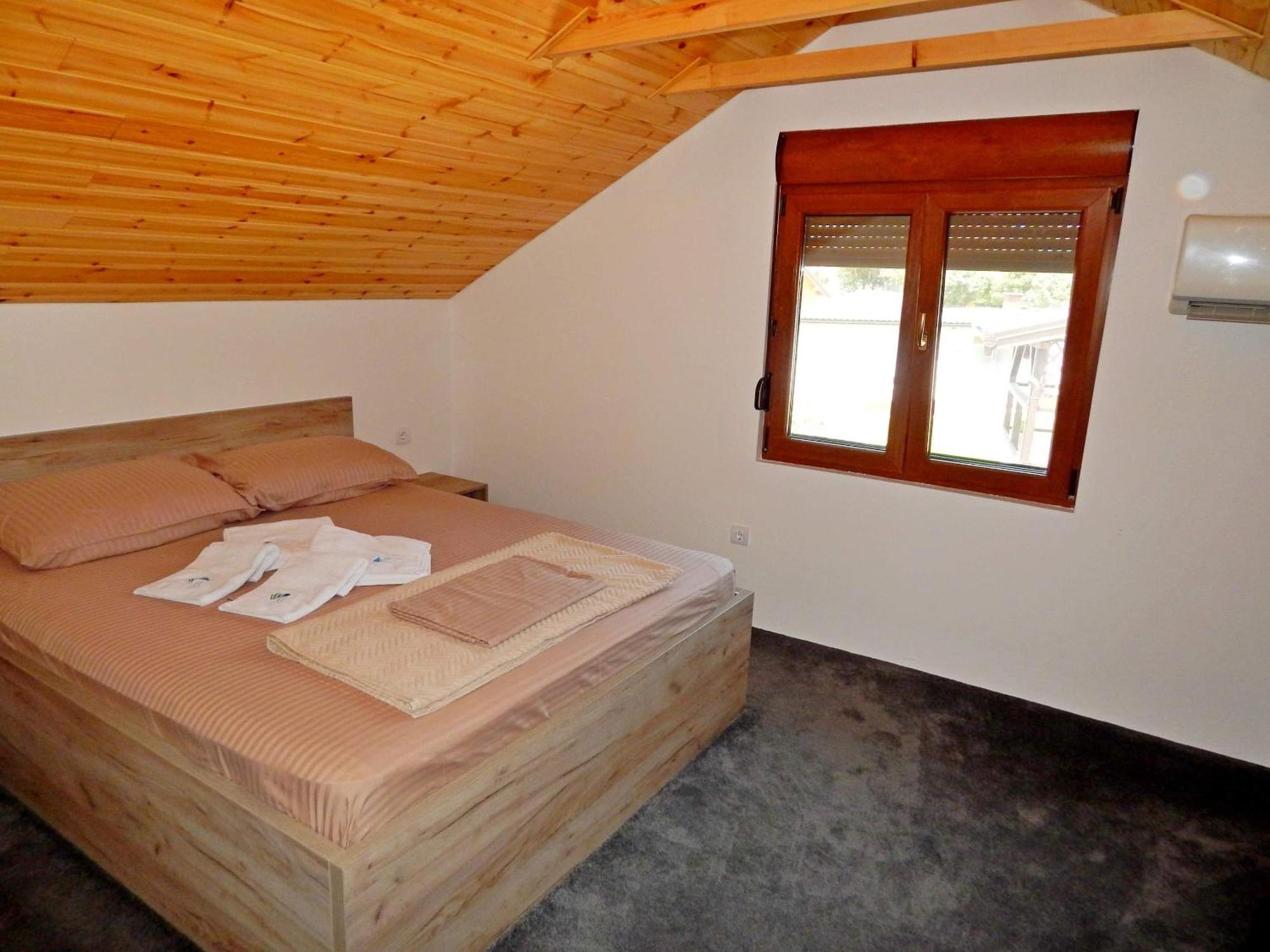 Aqualux Apartments Rednek Kültér fotó